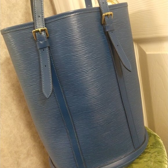 Louis Vuitton Special Order Bucket GM Epi - Picture 4 of 16